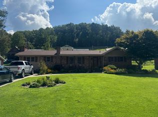 748 Lakeside Dr, Jackson, KY 41339