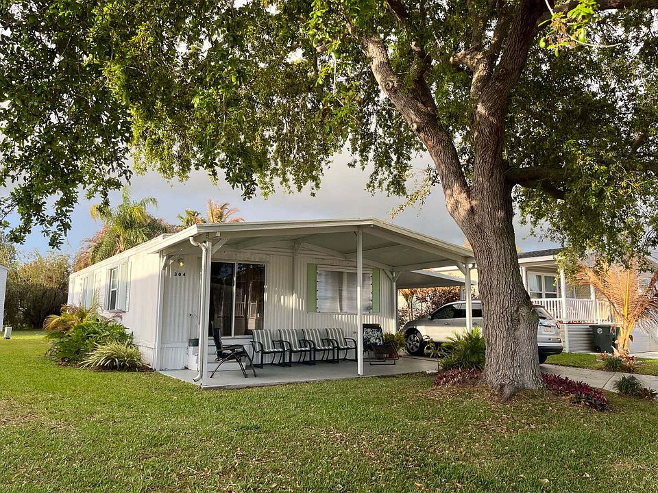 1st image of 304 Mockingbird Avenue
