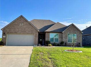 369 E Lake Dr, Slidell, LA 70461