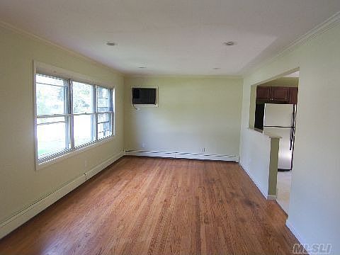 2nd image of 28 Hopes Ave
