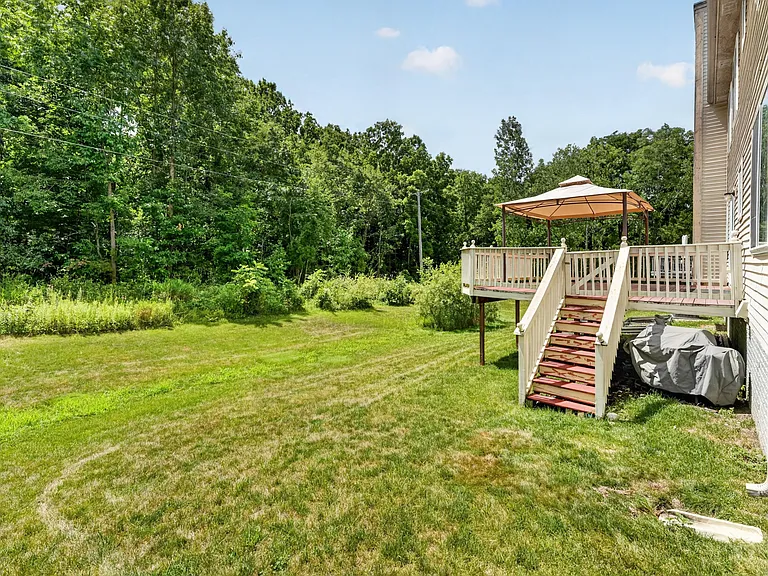 392 Sedgewood Ln — Photo 41