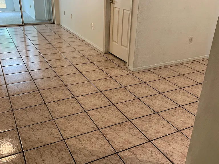 1044 Henson Ct — Photo 33