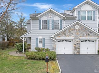 7 Rondell Ln, Laurence Harbor, NJ 08879