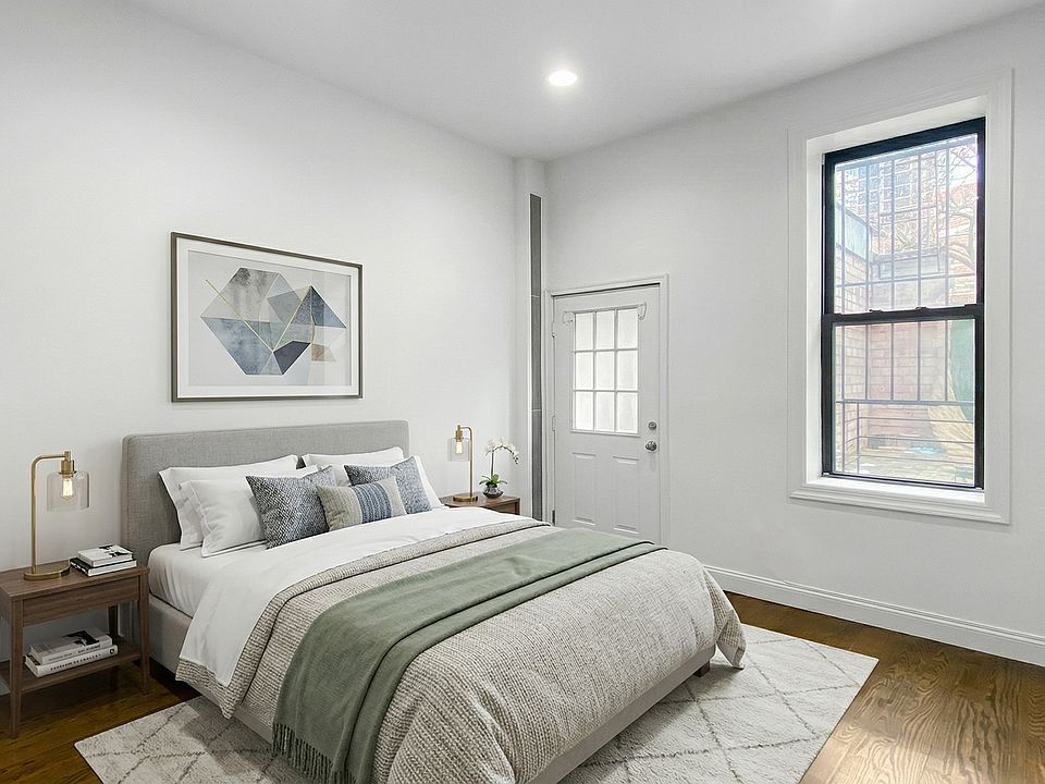 1st image of 160 E 103rd St APT 1