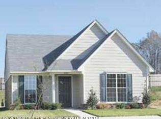 5282 Kristy Ln, Southaven, MS 38671