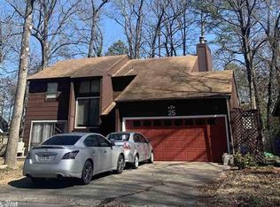 25 Weatherwood Ln, Maumelle, AR 72113
