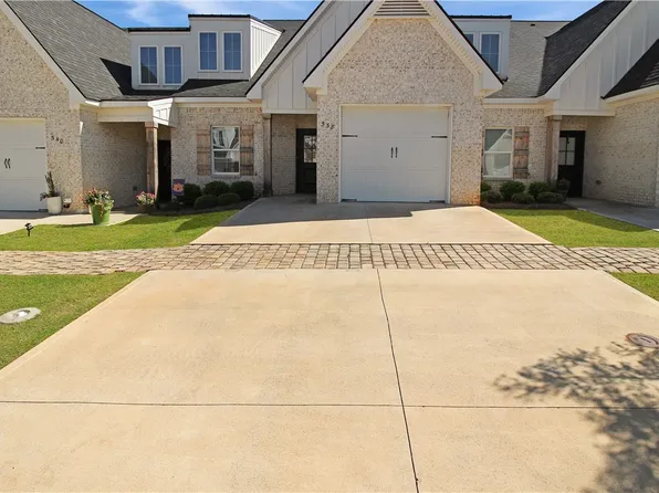 538 Cloverdale Dr, Auburn, AL 36830