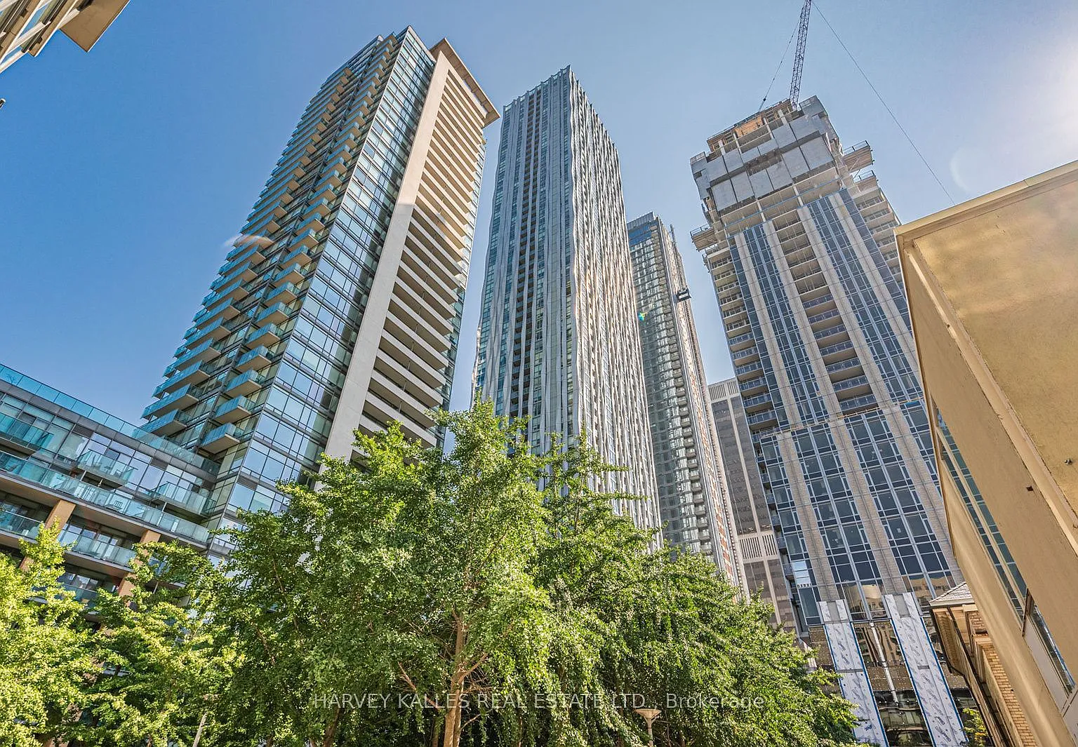 2 bed, $2,900 — Photo 1