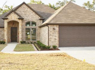 1723 Elk River Rd, Tyler, TX 75703