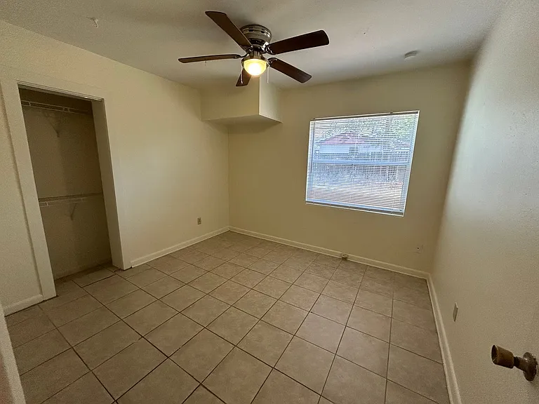 217 NW 36th Dr — Photo 19