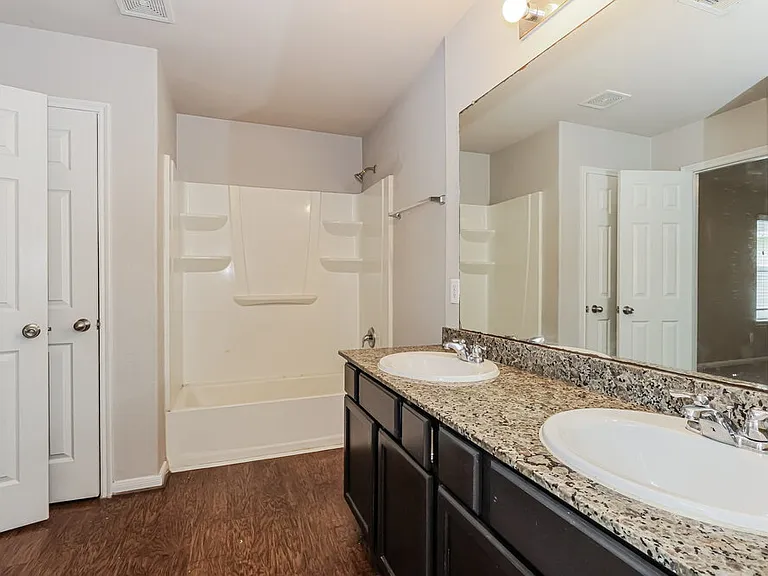 3355 Allington Ct — Photo 11