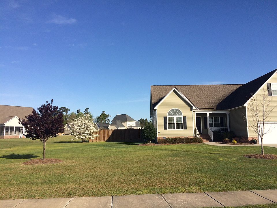 2nd image of 139 Avendale Dr