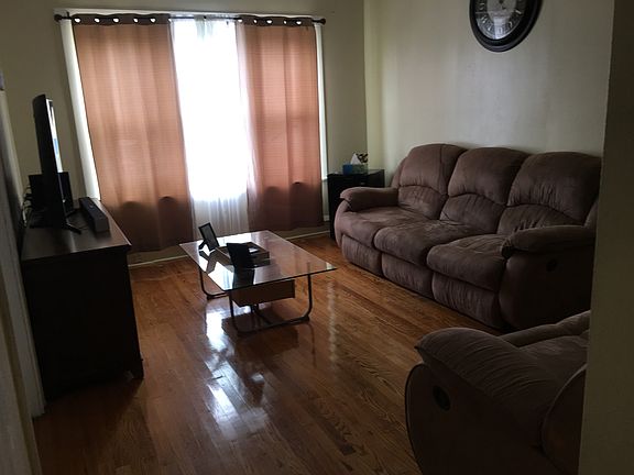 5th image of 3811 W North Ave