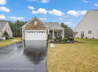 6 Radcliffe Ln, Manchester Township, NJ 08759