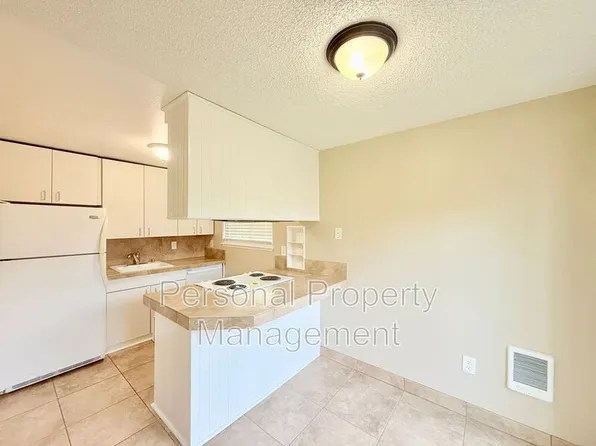 906 Z St, Vancouver, WA 98661