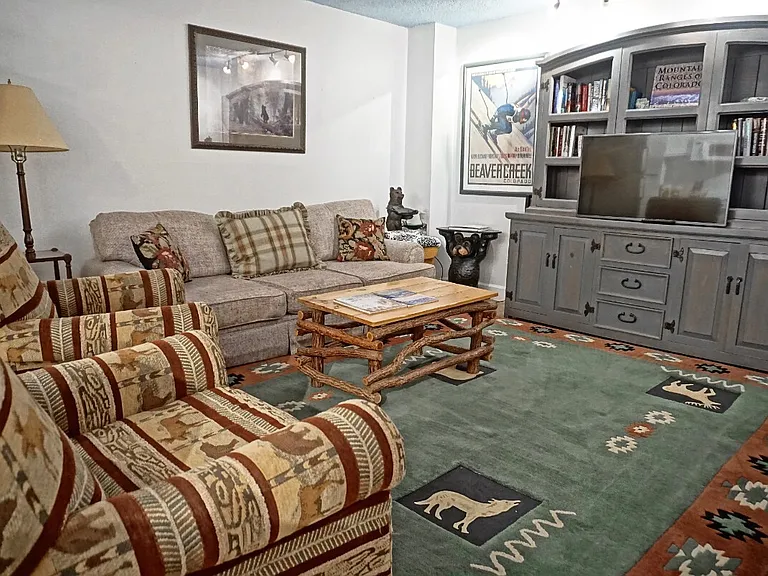 2586 Davos Trl W — Photo 7