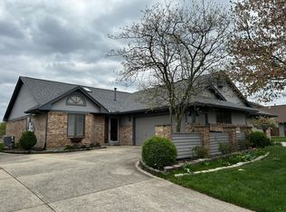 356 Weathersfield Dr, Dayton, OH 45440