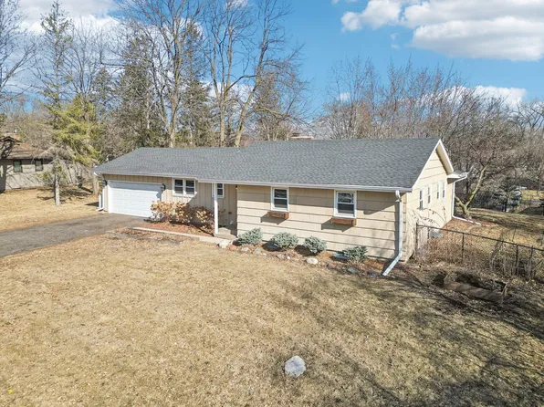 751 Keokuk Ln, Mendota Heights, MN 55120