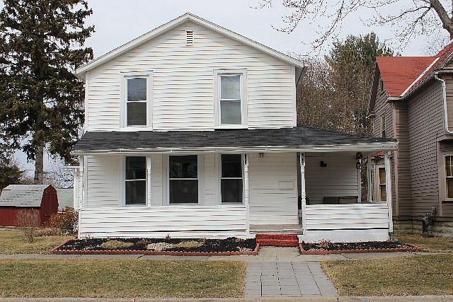 2nd image of 133 W 5th St