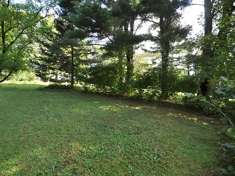 293 Barnumville Rd — Photo 23