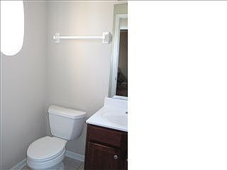 3rd image of 1347 Broadstone Cv