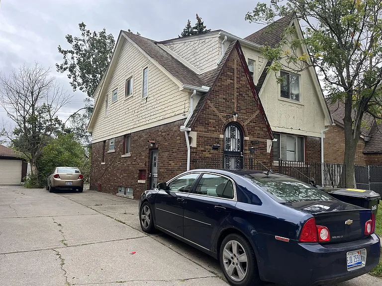 14078 Hubbell Ave #1 — Photo 11