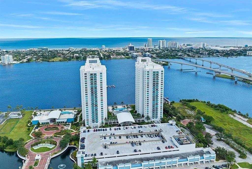 2 bed, 2.0 bath, 1537 sqft, $3,000 — Photo 1