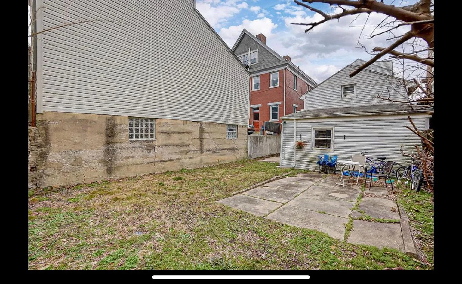 314 Emming St — Photo 2