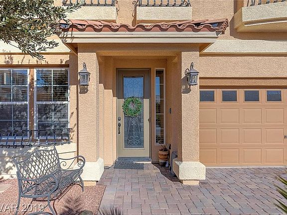 3rd image of 1090 Saffex Rose Ave