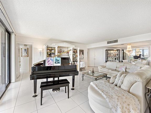 4th image of 3610 S Ocean Blvd APT 406