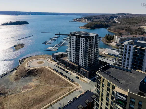 72 Seapoint Rd #1103, Halifax, NS B3B 0R8