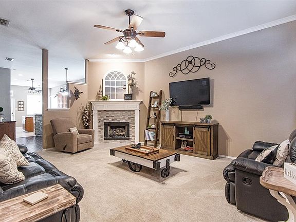 5th image of 9145 Winding River Dr