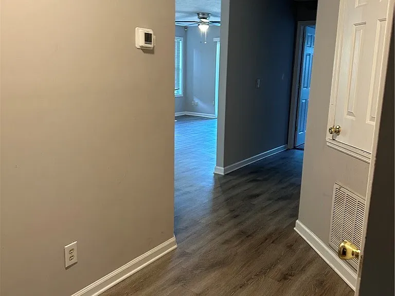 1001 Brookhollow Dr #1 — Photo 6
