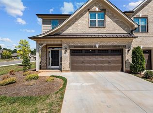 810 Socata Ln, Mebane, NC 27302