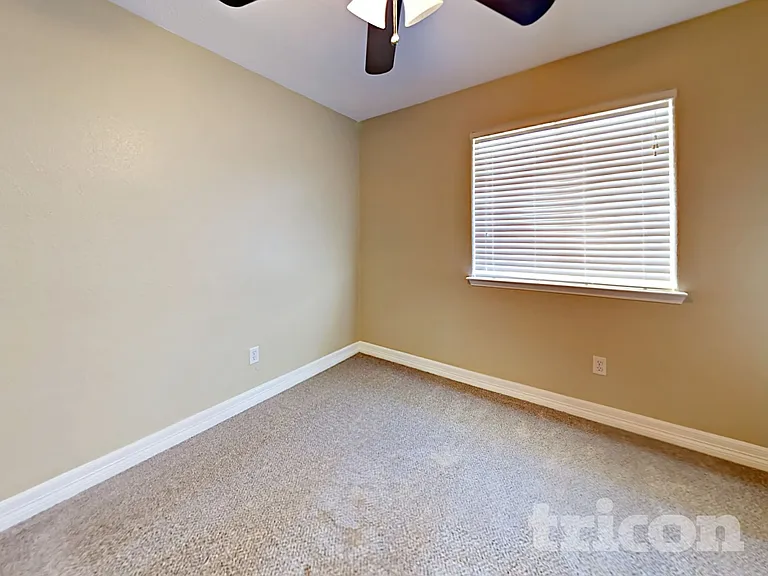 1715 Evesham Dr — Photo 17