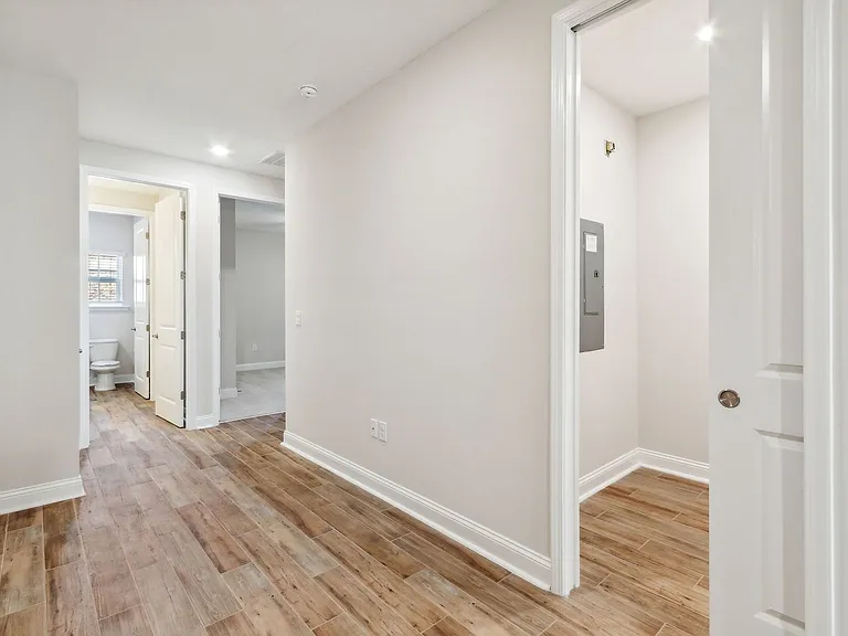 247 Beech St — Photo 25