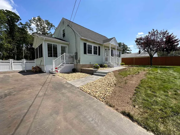 336 Hoyt Street, Manchester, NH 03103