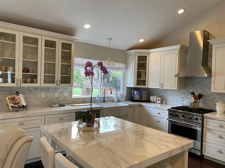 2173 Creekside Dr — Photo 8