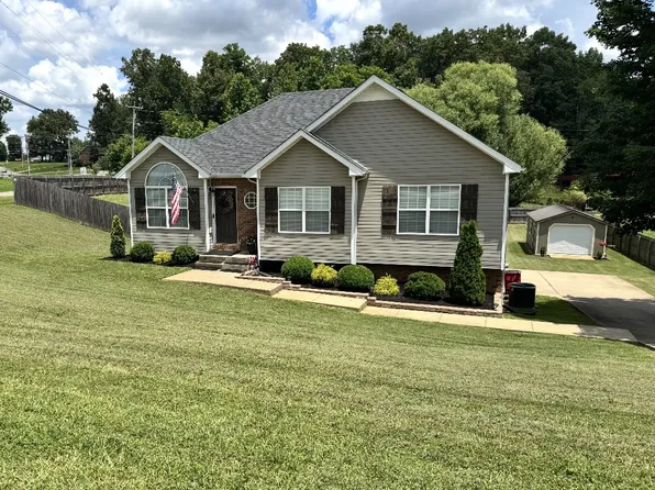 443 Wooten Rd, Clarksville, TN 37042