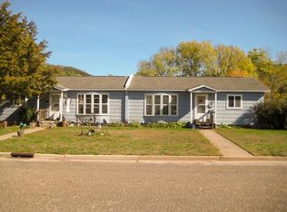 124&126 Steiner Terrace Pr #DU, Prairie Du Chien, WI 53821