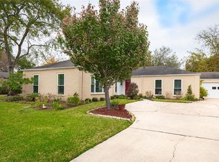 2211 Holly Knoll St, Houston, TX 77077