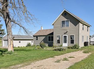 106 Anna St, Garwin, IA 50632
