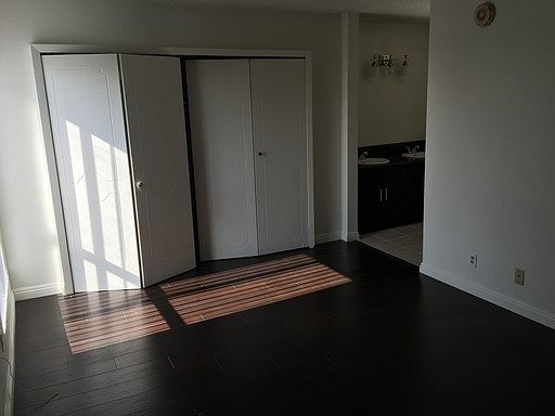 4th image of 8061 Romaine St APT 304