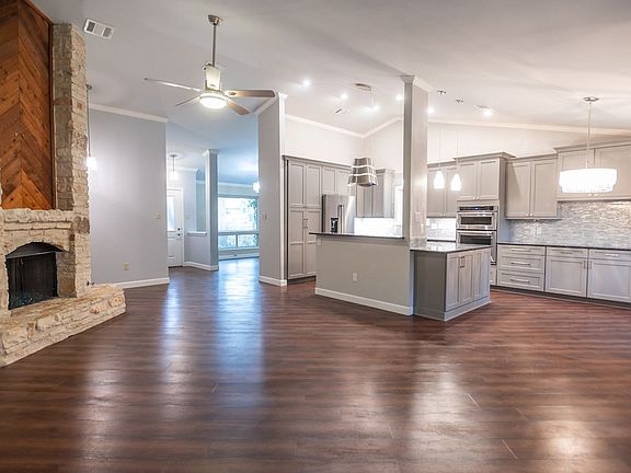 3rd image of 3511 Lovage Dr