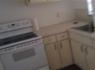 323 NW 5th Ave, Dania, FL 33004