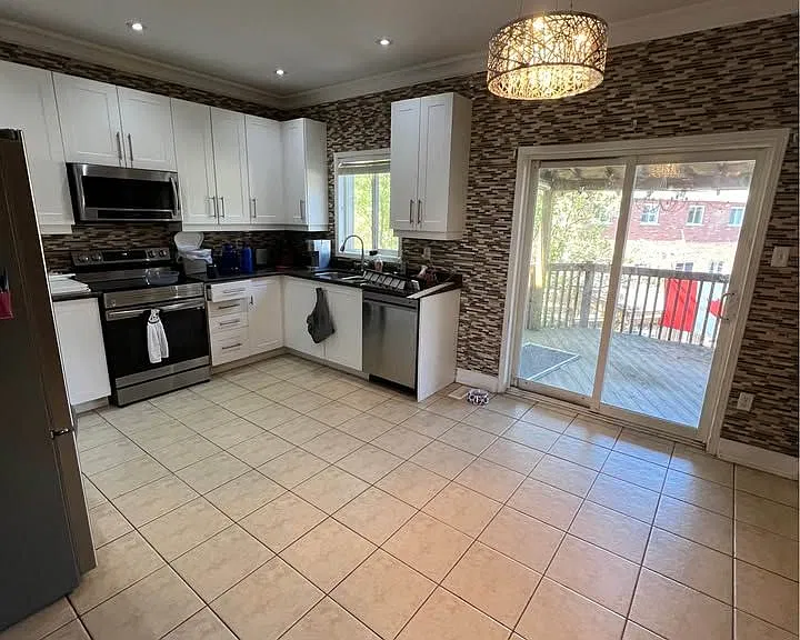 59 Trish Dr — Photo 3
