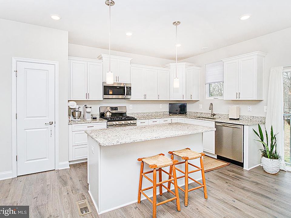 1st image of 35155 Wright Way