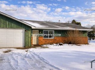 3026 Meister Rd, Lorain, OH 44053