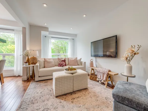 7284 Bellshire Gate #43, Mississauga, ON L5N 8E3