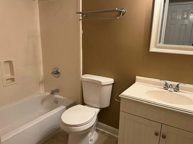 3149 Wellborne Dr W — Photo 14